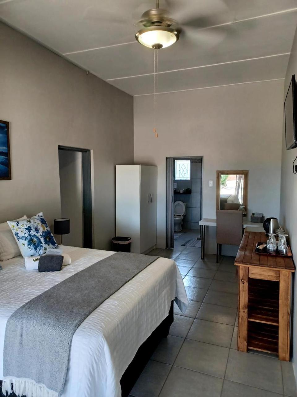 Oppi Draai Guesthouse Oudtshoorn Luaran gambar
